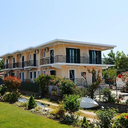 Evia Dream Family Apartments Edipsos Exterior foto