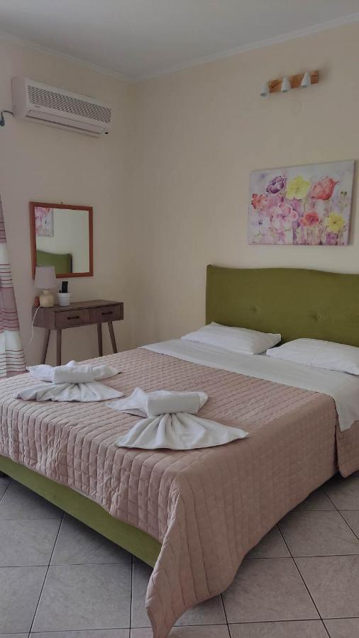Evia Dream Family Apartments Edipsos Exterior foto